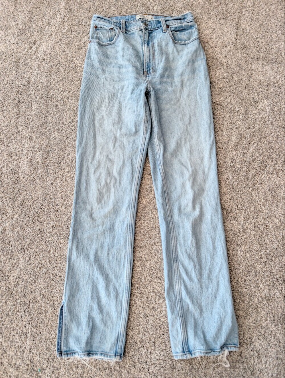 Abercrombie & Fitch The '90s Straight Ultra High Rise Split Hem Jeans 27 / 4R